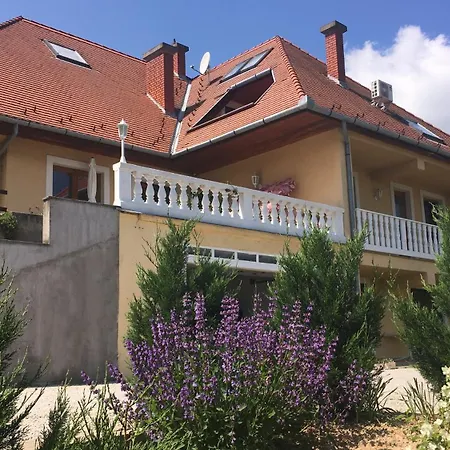 Lejlighed Hevizquelle *