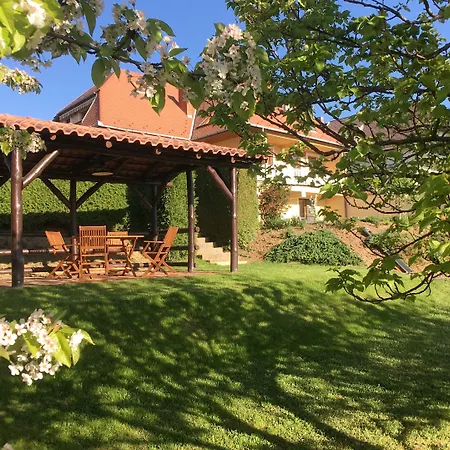 Hevizquelle Apartment